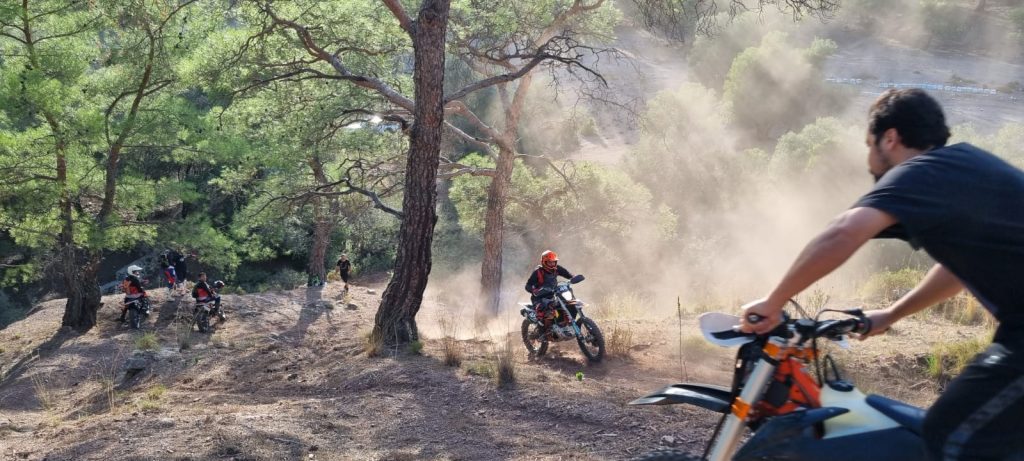 Их уникальное строение делает их лучшим выбором как для искателей приключений,так и для обычных мотоциклистов.